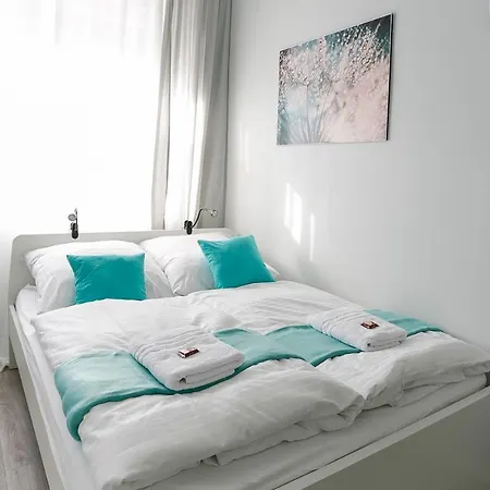 Quarto em Acomodações Particulares Nahe Messe
